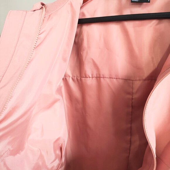 THE NORTH FACE Quest Hooded DryVent Jacket - Picture 6 of 12